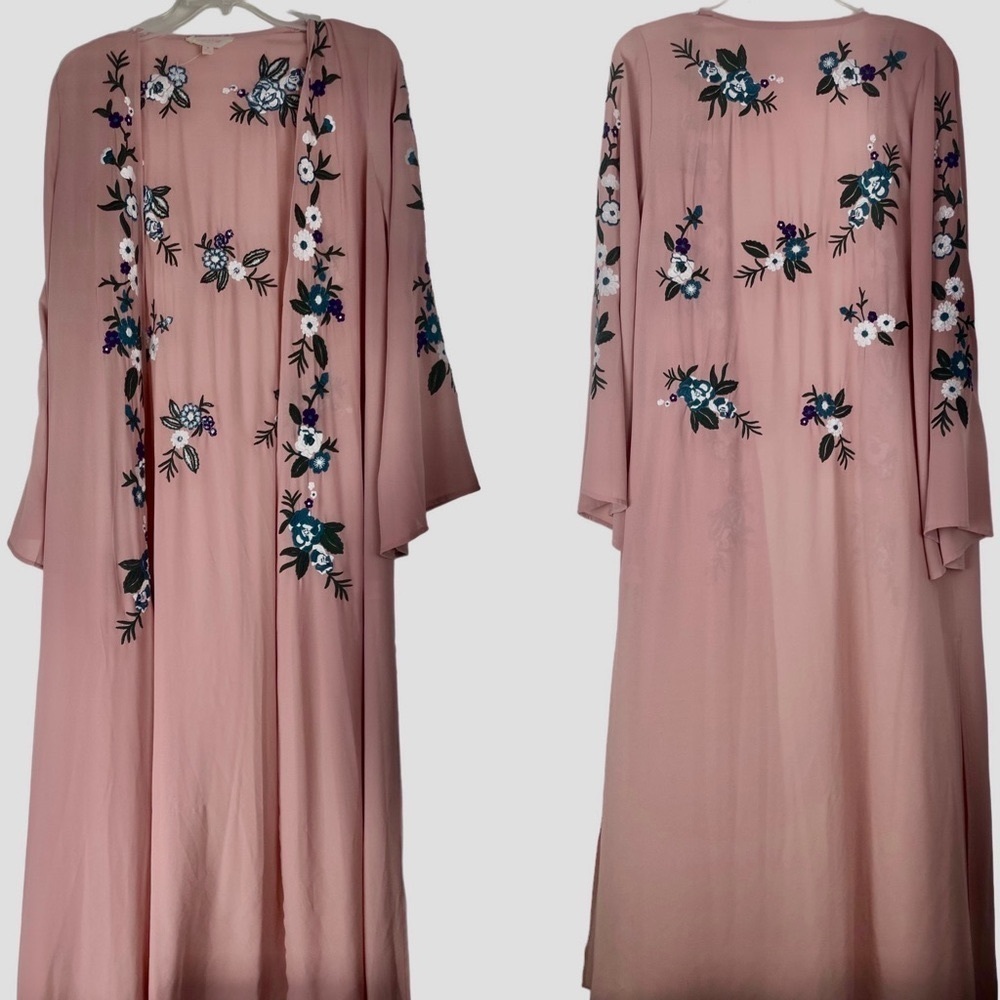 Peach Love California Blush Embroidered Pink Kimono Size Medium